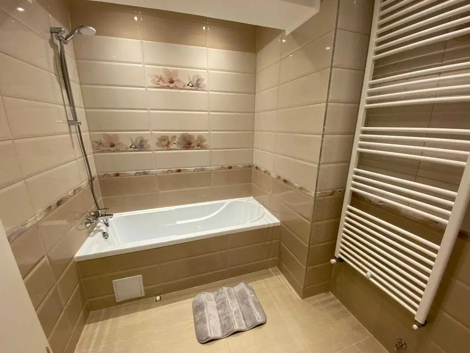 3 camere, tip penthouse, mobilat si utilat,Tractorul, Brasov - foto 6