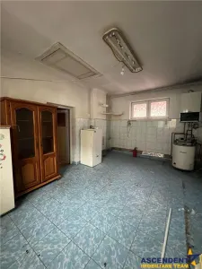 Casa zona centrala,oportunitate personalizare - foto 3