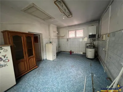 Casa zona centrala,oportunitate personalizare - foto 10