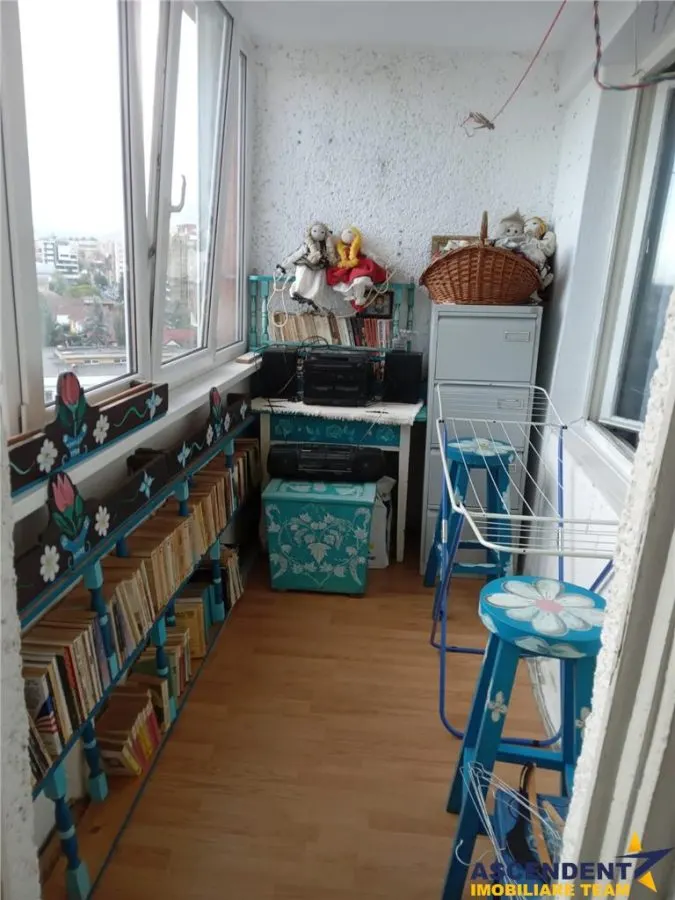 Apartament 3 camere, mobilat, spatios, boxa, loc parcare, Grivitei, Brasov - foto 5