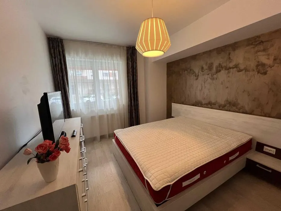 Mobilat, echipat,Tractorul, Brasov - foto 3
