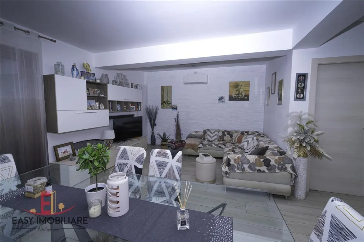 Casa moderna cu piscina, panouri solare, pompa caldura si teren de 1400 mp, Ernei, Mures - foto 18