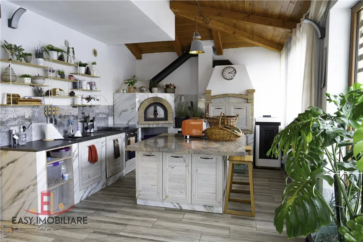 Casa moderna cu piscina, panouri solare, pompa caldura si teren de 1400 mp, Ernei, Mures - foto 9