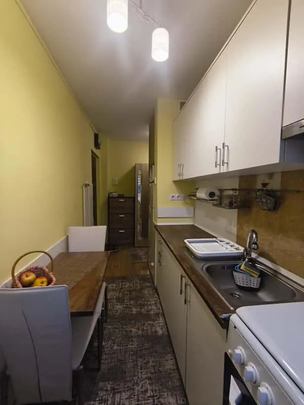 Apartament La Cheie Renovat/Ultilat/Mobilat Zona Linistita Dambu Pietros - foto 11