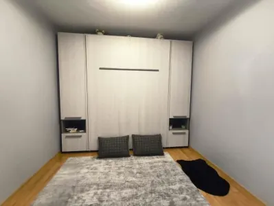 Apartament La Cheie Renovat/Ultilat/Mobilat Zona Linistita Dambu Pietros - foto 7