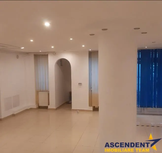 Acces propriu, 13 Decembrie, Brasov - foto 1