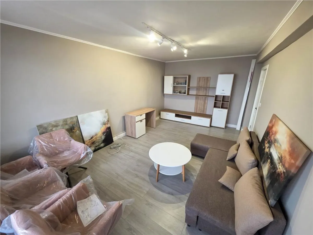 Apartament 3 camere, UMF, 2 bai, Ultracentral, renovat complet,Targu Mures - foto 2