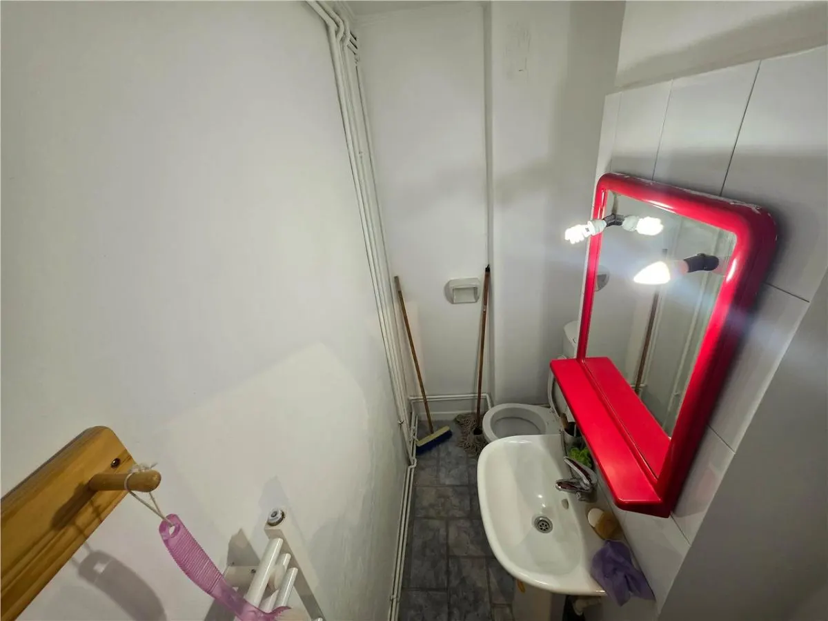 Apartament 3 camere, UMF, 2 bai, Ultracentral, renovat complet,Targu Mures - foto 14
