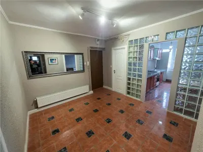 Apartament 3 camere, UMF, 2 bai, Ultracentral, renovat complet,Targu Mures - foto 3