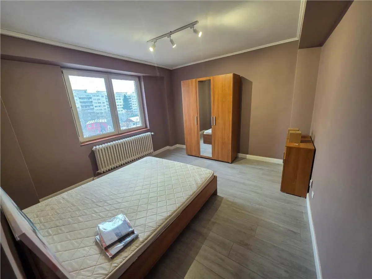 Apartament 3 camere, UMF, 2 bai, Ultracentral, renovat complet,Targu Mures - foto 5