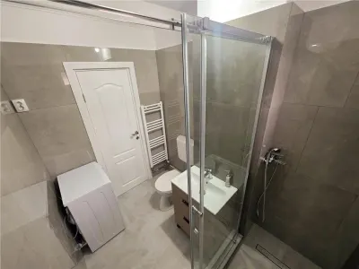 Apartament 3 camere, UMF, 2 bai, Ultracentral, renovat complet,Targu Mures - foto 7