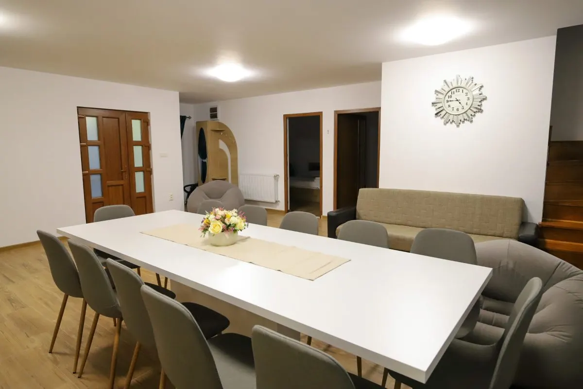 Cabana Ibanesti, locatie superba, Jacuzzi, 6 camere, - foto 8