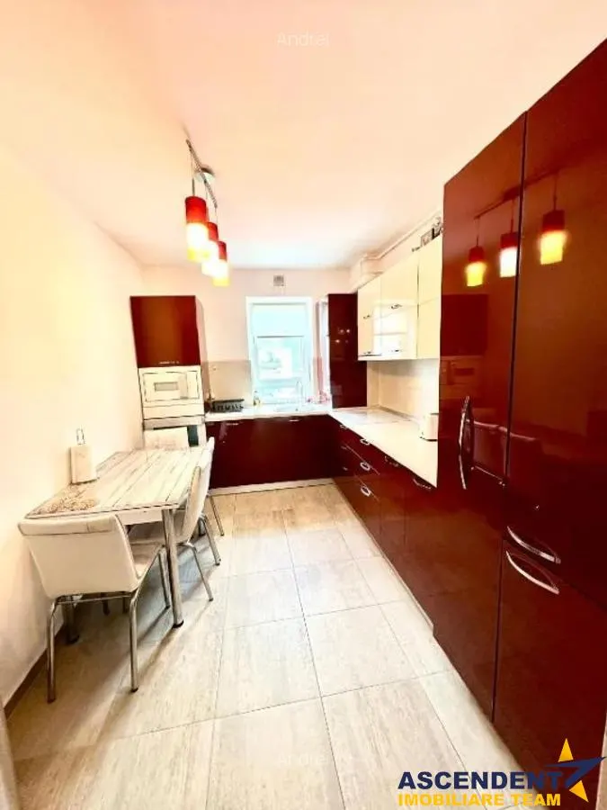 Apartament 3 camere, mobilat și utilat modern, loc parcare,  vedere spre munți,  Kasper, Tractorul, Brasov - foto 4