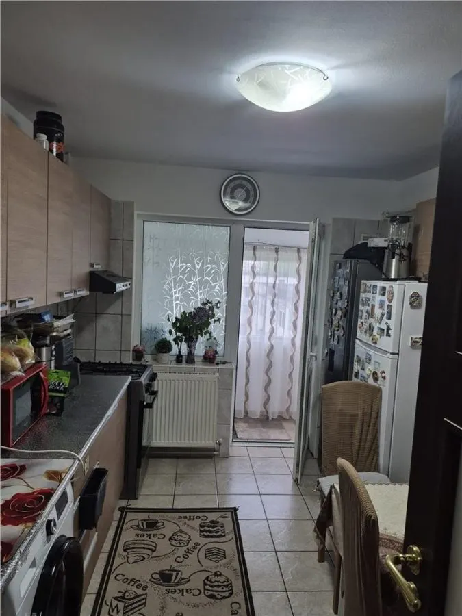 Apartament 3 camere zona Berceni - foto 7