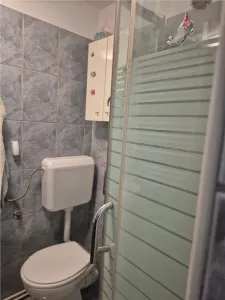 Apartament 3 camere zona Berceni - foto 9