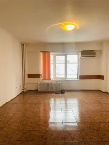 INCHIRERE APARTAMENT 3 CAMERE ZONA MALL VITAN  OCTAVIAN GOGA  SECTOR 3 - Bucuresti