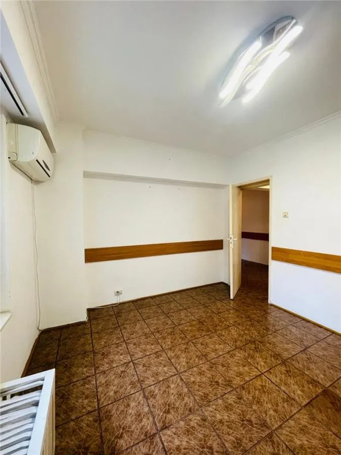 INCHIRERE APARTAMENT 3 CAMERE ZONA MALL VITAN  OCTAVIAN GOGA  SECTOR 3 - foto 15