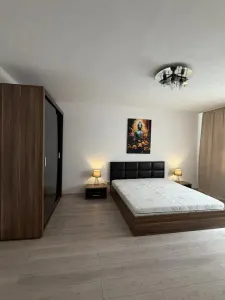 APARTAMENT 3 CAMERE DE  INCHIRIAT ZONA UNIRII NERVA TRAIAN - foto 4