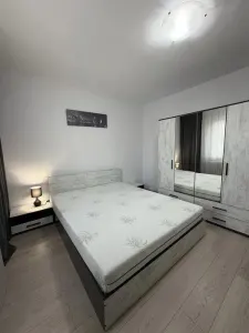APARTAMENT 3 CAMERE DE  INCHIRIAT ZONA UNIRII NERVA TRAIAN - foto 5