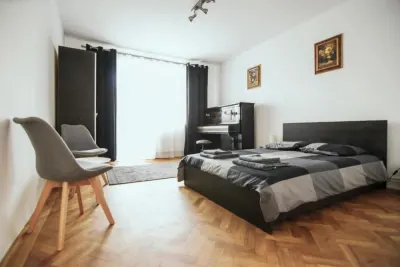 Centru Civic, Brasov - Brasov