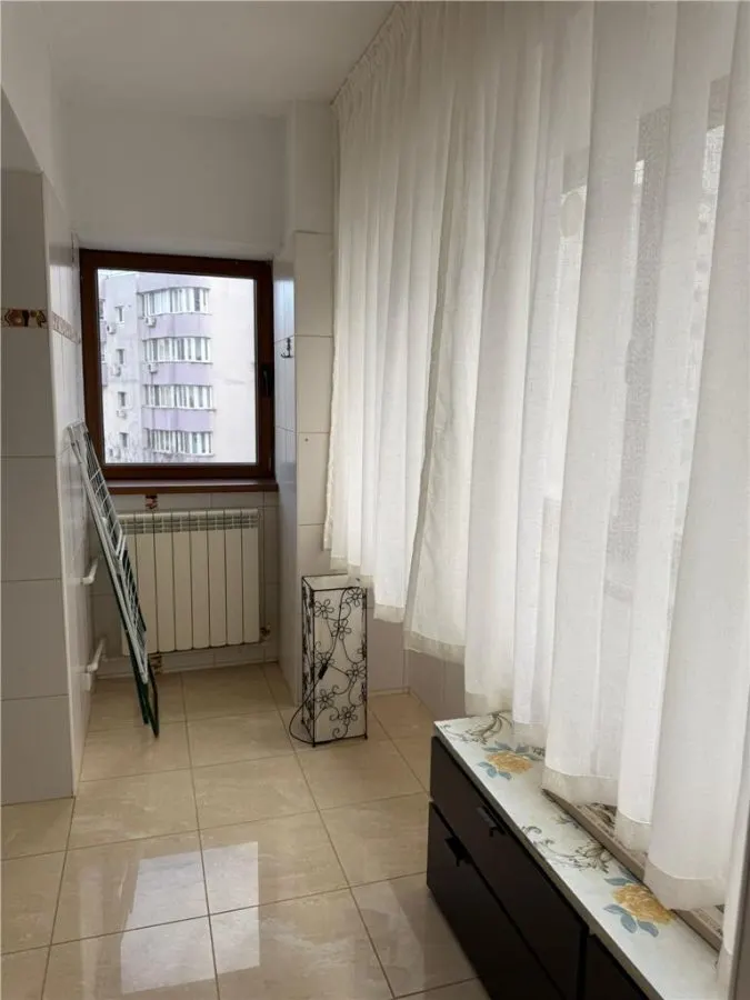 APARTAMENT 3 CAMERE DE INCHIRIAT NERVA TRAIAN UNIRII - foto 13