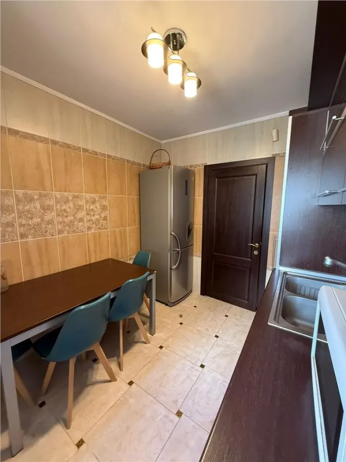 APARTAMENT 3 CAMERE DE INCHIRIAT NERVA TRAIAN UNIRII - foto 8