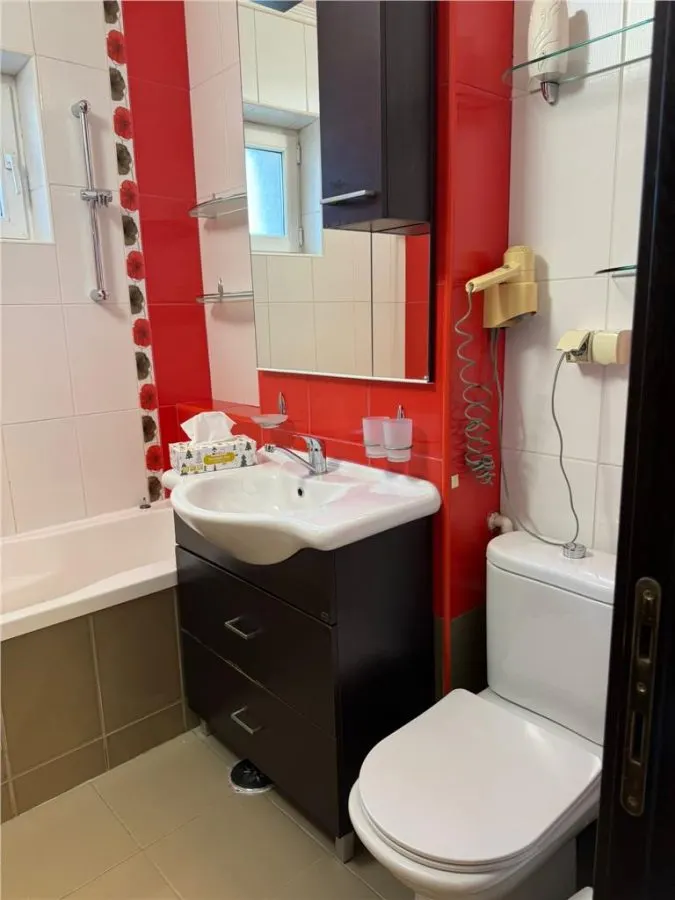 APARTAMENT 3 CAMERE DE INCHIRIAT NERVA TRAIAN UNIRII - foto 10