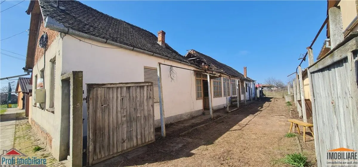 Teren 1270mp cu Casa in Santana, necesita amenajare sau demolare - foto 3