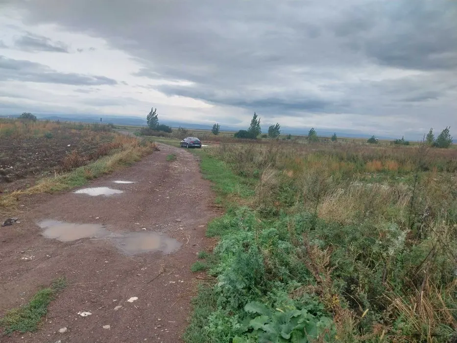 33.100mp, Tarlungeni, Brasov - foto 1