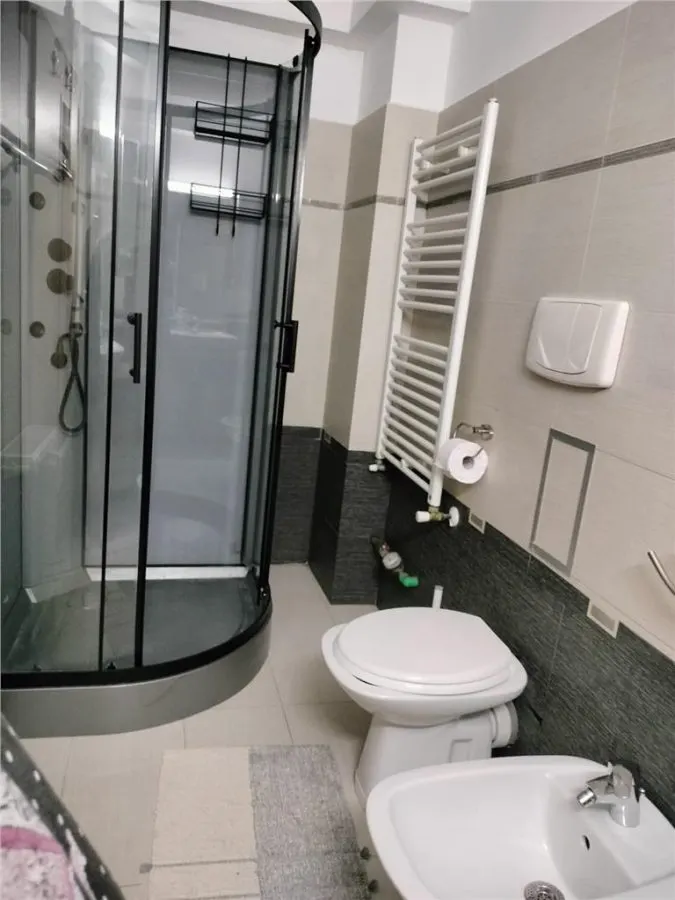 INCHIRIEZ APARTAMENT MODERN 2 CAMERE UNIRII  | NERVA TRAIAN - foto 9