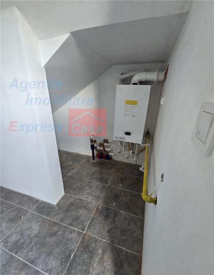 Casa noua, finalizata, intabulata, la iesire din Letcani - foto 23