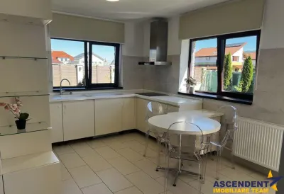 VANDUTA! Eleganta casa, Cristian, Brasov - foto 4