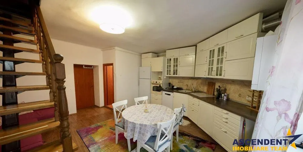 Casa Centrul Istoric - foto 11