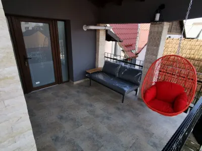 Casa individuala, cu 2 apartamente mobilate si utilate modern, Brasov - foto 5