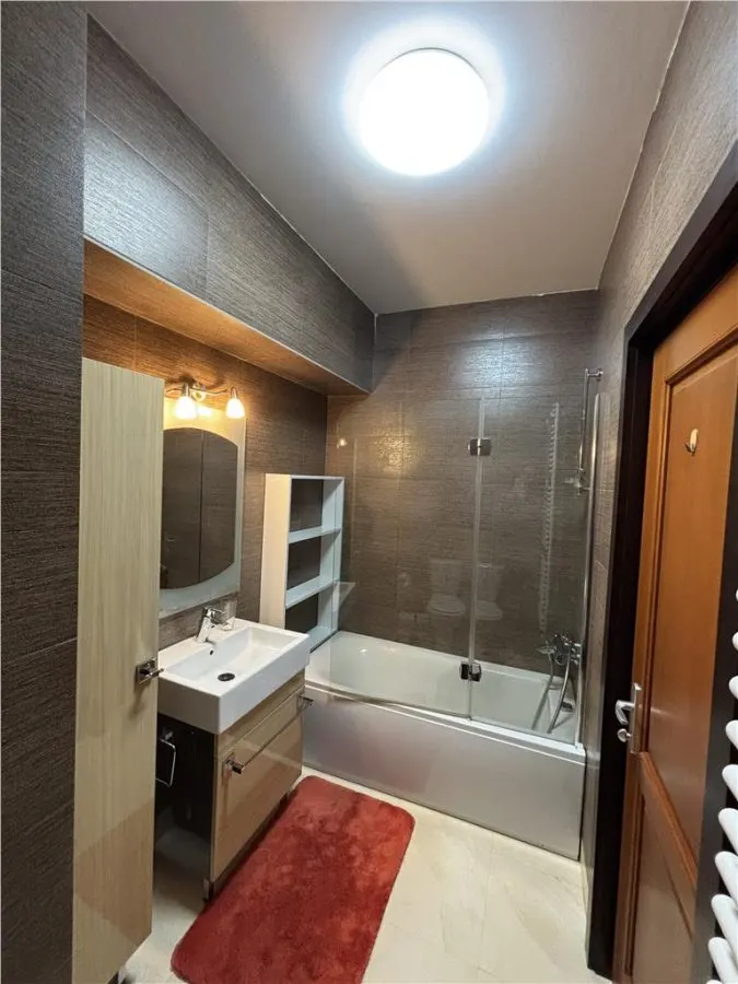 APARTAMENT DE LUX CU 3 CAMERE DE ÎNCHIRIAT ÎN ZONA UNIRII / PIATA UNIRII - foto 11