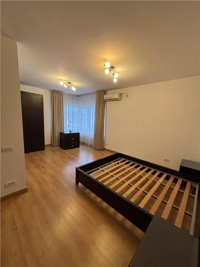 APARTAMENT DE LUX CU 3 CAMERE DE ÎNCHIRIAT ÎN ZONA UNIRII / PIATA UNIRII - foto 8