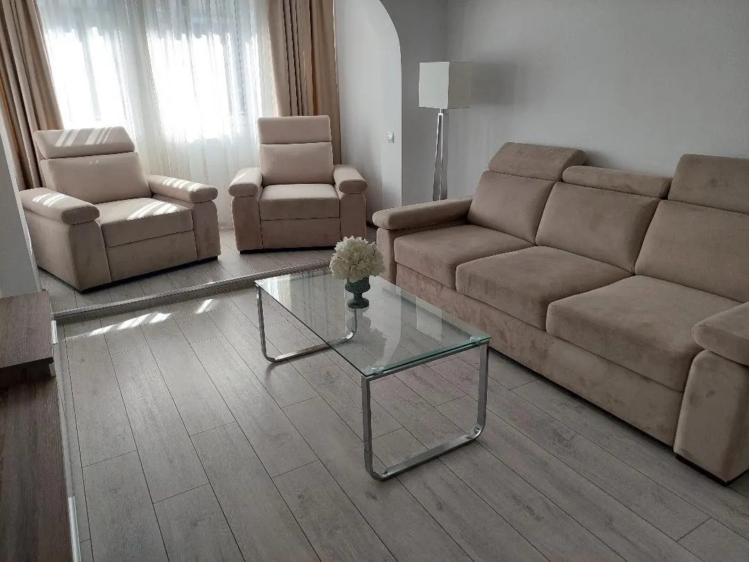 APARTAMENT DE INCHIRIAT | 2 CAMERE | DOROBANȚI - foto 1