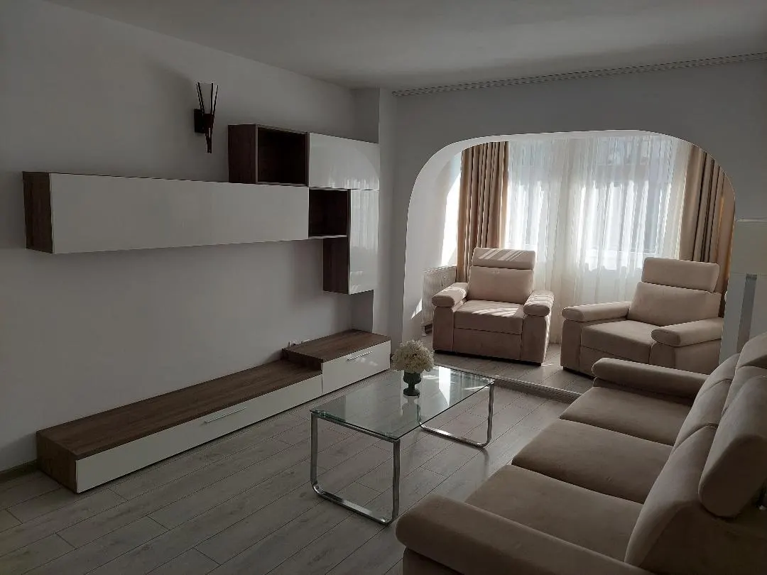 APARTAMENT DE INCHIRIAT | 2 CAMERE | DOROBANȚI - foto 2