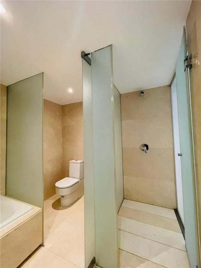 INCHIRIERE APARTAMENT 4 CAMERE DOUA LOCURI PARCARE ZONA KISELEFF SECTOR 1 - foto 15