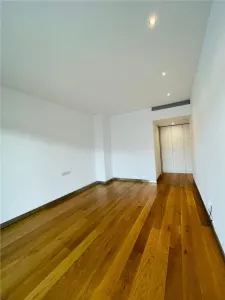 INCHIRIERE APARTAMENT 4 CAMERE DOUA LOCURI PARCARE ZONA KISELEFF SECTOR 1 - foto 24