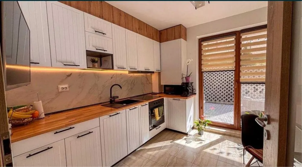 Doua camere cu terasa generoasa, loc de parcare si boxa, zona Tractoru, Imperial Residence  - foto 3