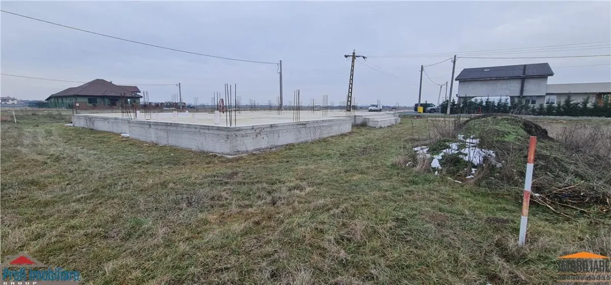 Casa noua Parter, stadiu fundatie cu elevatie, Util 228mp -Livada - foto 14