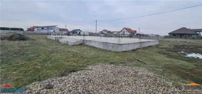 Casa noua Parter, stadiu fundatie cu elevatie, Util 228mp -Livada - foto 16