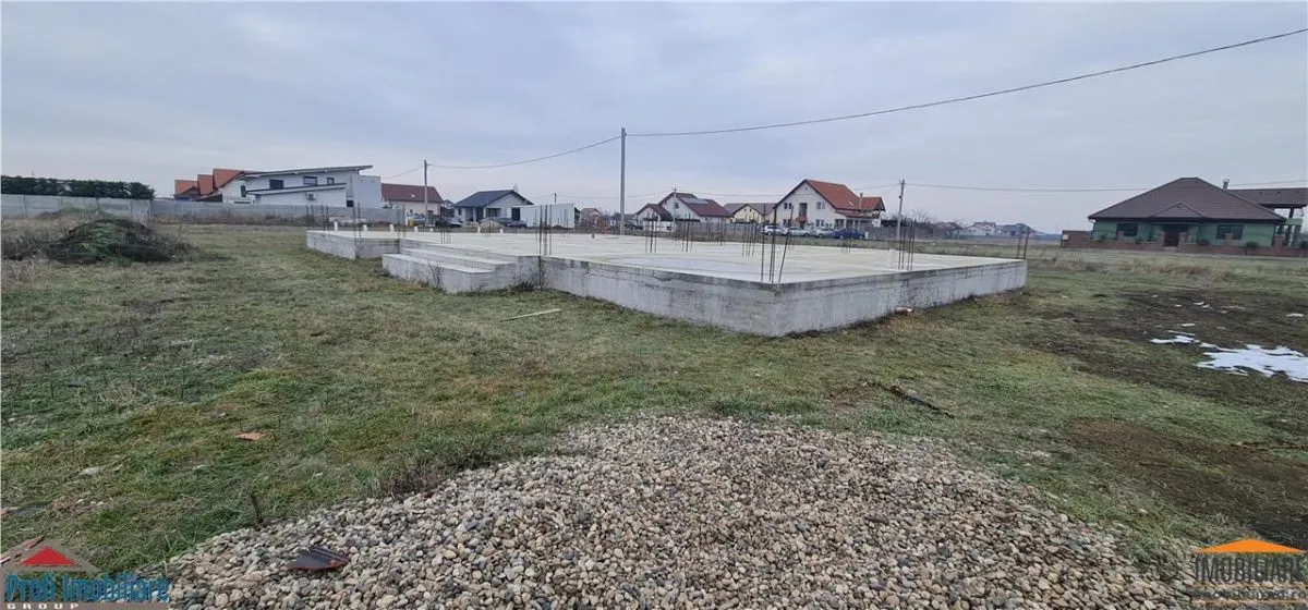 Casa noua Parter, stadiu fundatie cu elevatie, Util 228mp -Livada - foto 16