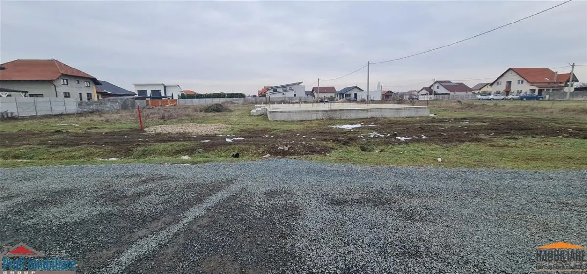 Casa noua Parter, stadiu fundatie cu elevatie, Util 228mp -Livada - foto 17
