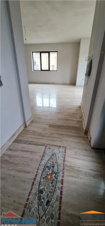 Casa noua Livada, finisata, 5 dormitoare, 225mp, teren 600mp - foto 2