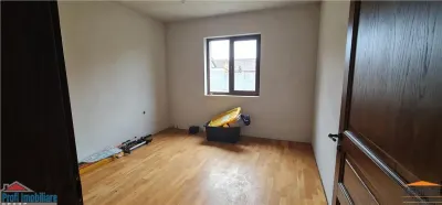 Casa noua Livada, finisata, 5 dormitoare, 225mp, teren 600mp - foto 13