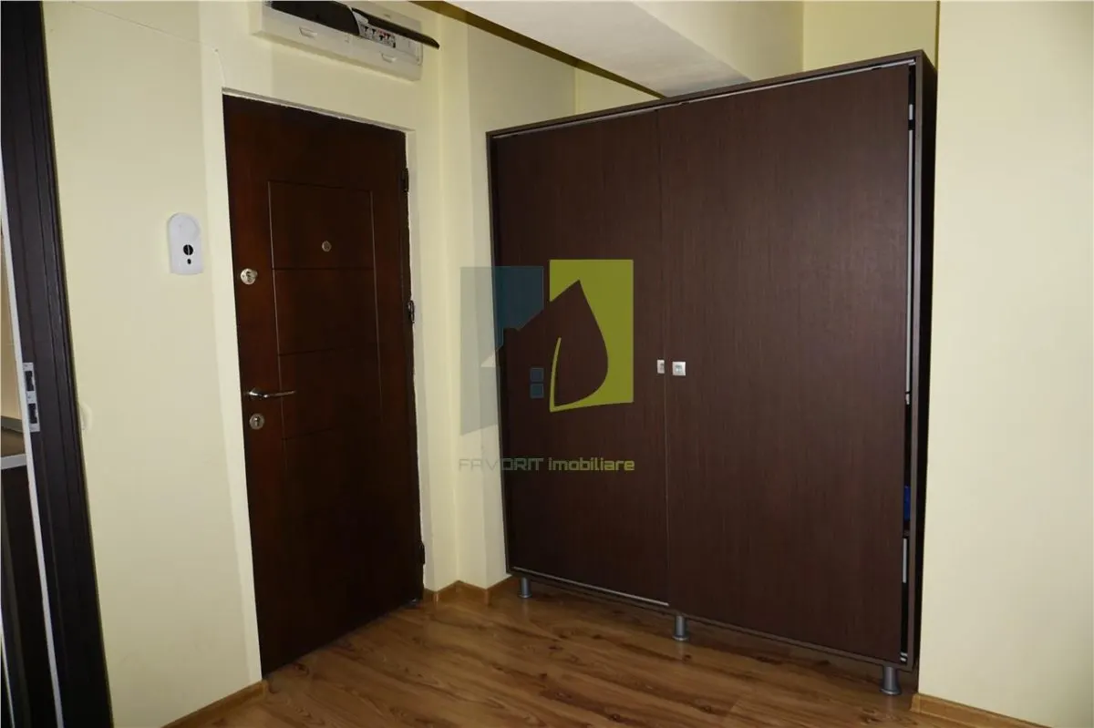 Apartament cu 3 camere la Gara - CT mobilat si utilat - foto 3