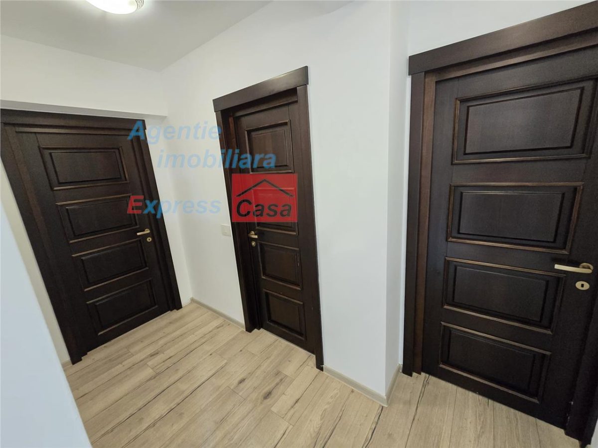 Pret redus! Apartament de vanzare: 3 camere, Palas Mall - foto 12