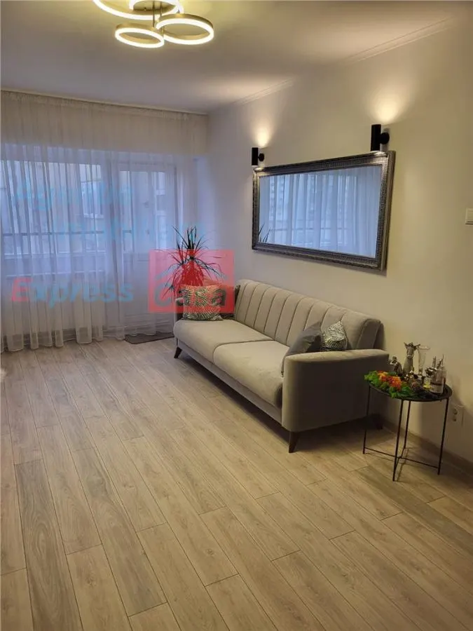 Apartament 3 camere, etaj 1, Pacurari Petru Poni - foto 2